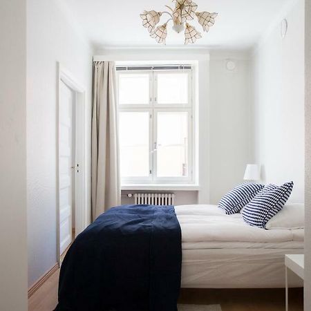 2Ndhomes Gorgeous 2Br Apartment By The Esplanade Park Helsinki Esterno foto