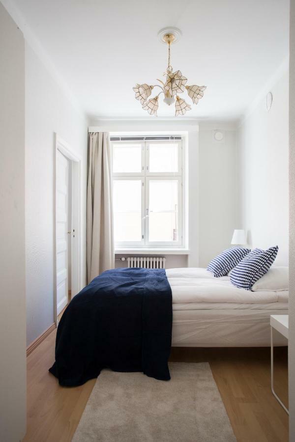 2Ndhomes Gorgeous 2Br Apartment By The Esplanade Park Helsinki Esterno foto